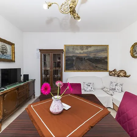 Apartment Vitali Comfort 1br On The Market Zadar