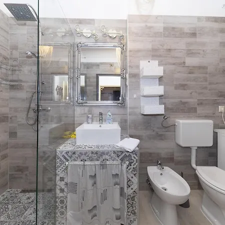 Vitali Comfort 1br On The Market Apartment