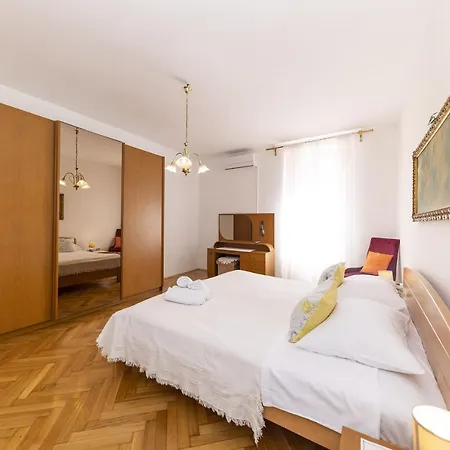 Vitali Comfort 1br On The Market Apartment Zadar