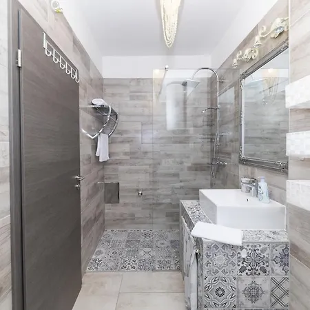 Apartment Vitali Comfort 1br On The Market Zadar