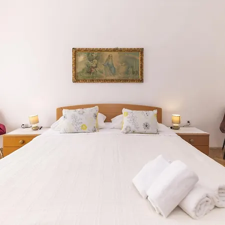 Vitali Comfort 1br On The Market *
