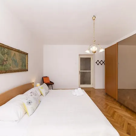Vitali Comfort 1br On The Market